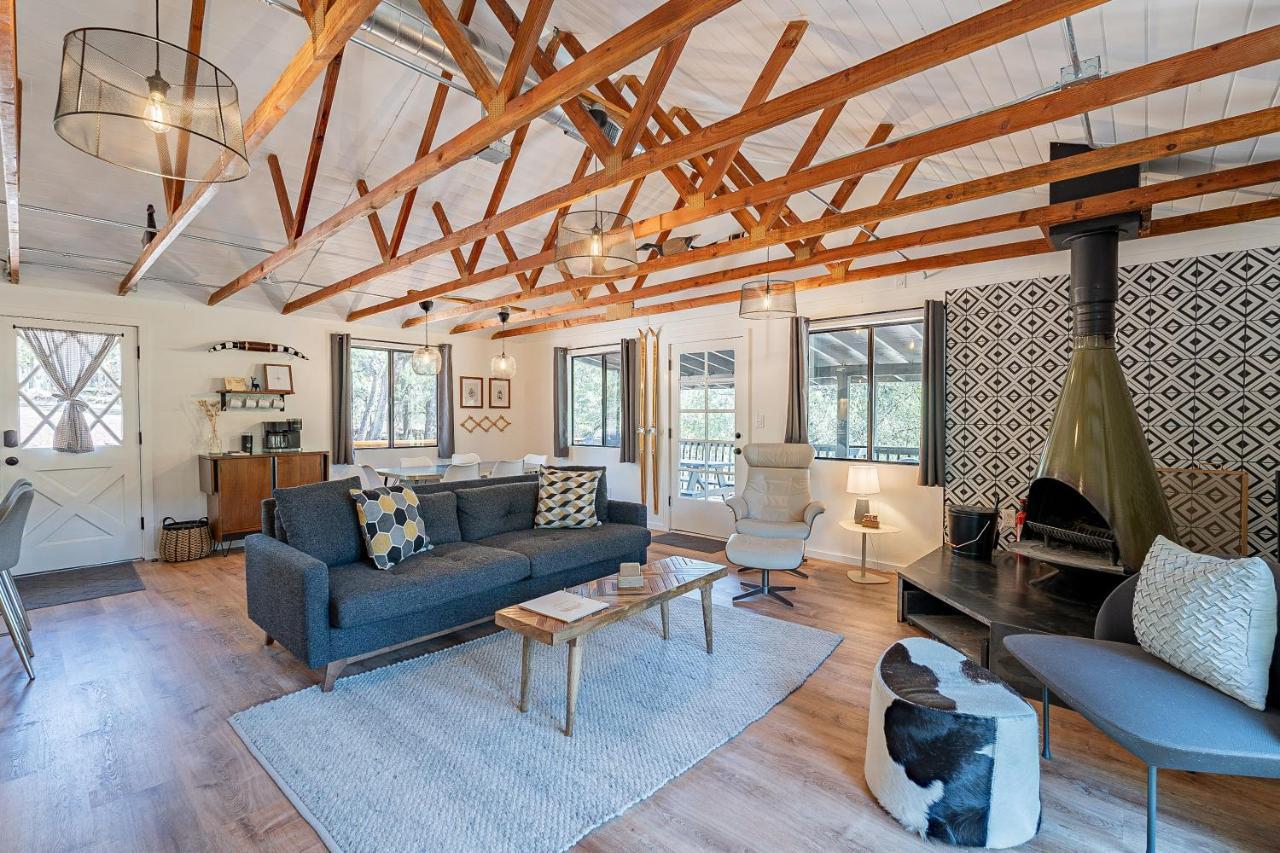 Villa The Pine House - Cozy Mid-Century Modern, Pet-Friendly Exterior foto