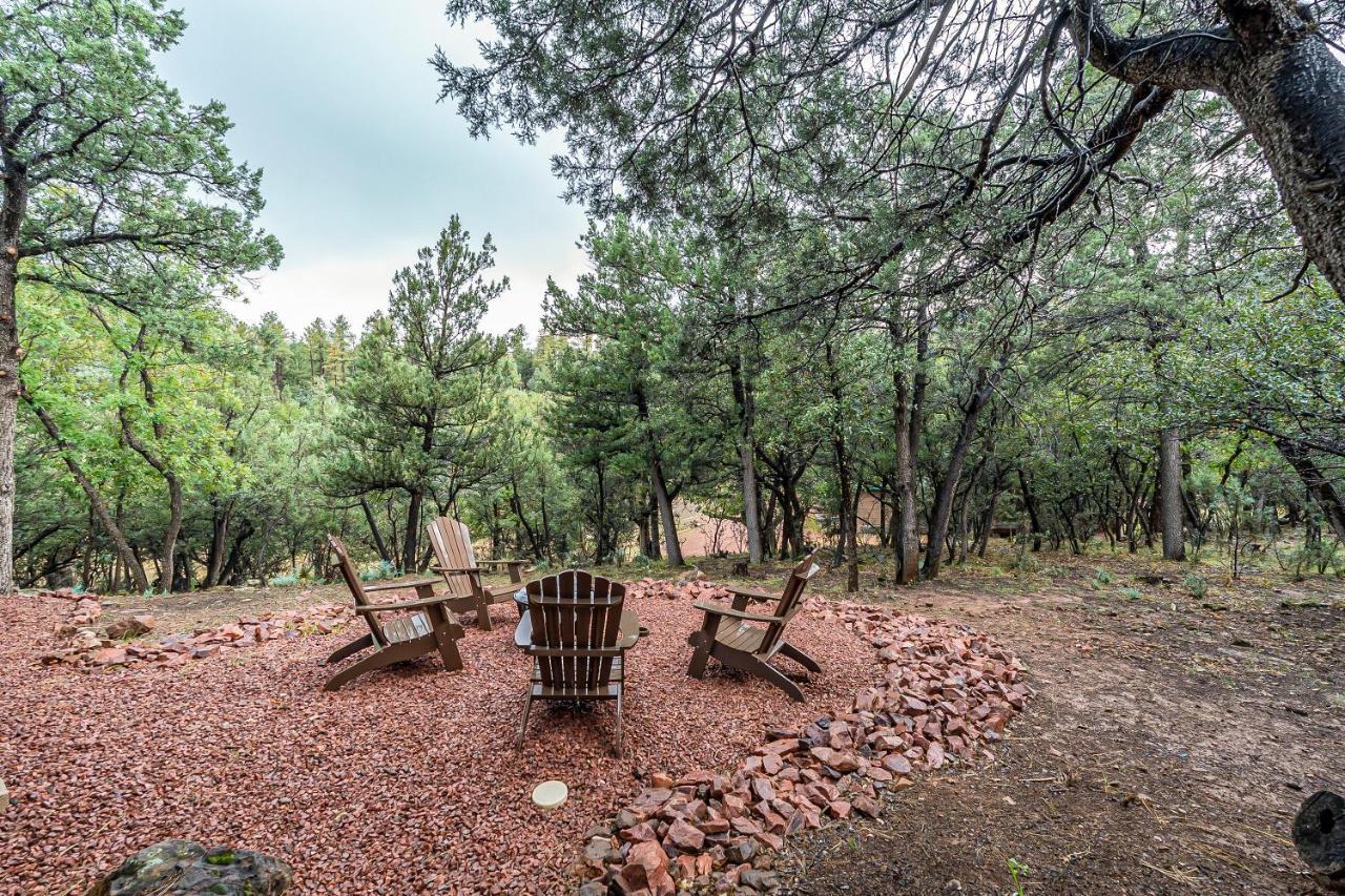 Villa The Pine House - Cozy Mid-Century Modern, Pet-Friendly Exterior foto