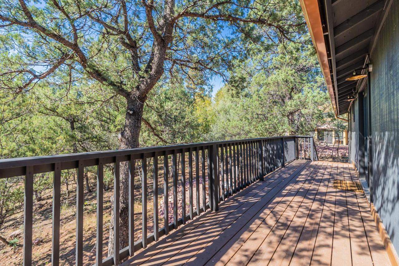 Villa The Pine House - Cozy Mid-Century Modern, Pet-Friendly Exterior foto
